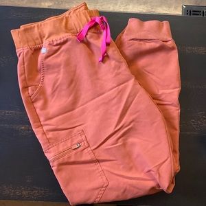 Figs Zamora Jogger Scrub Pants - Terracotta